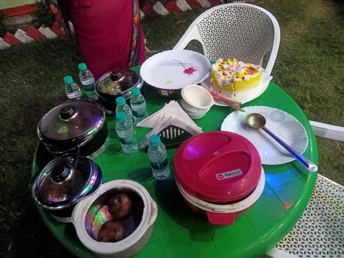 Bundeli Farm Resort & Banquet 奥拉奇哈 外观 照片