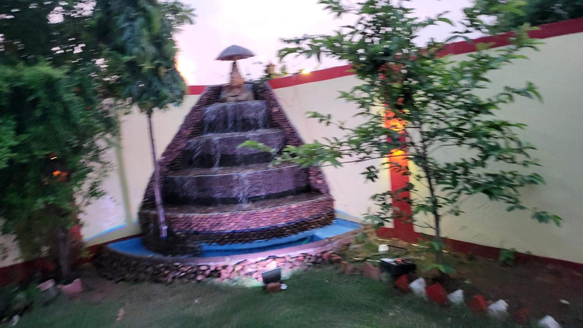 Bundeli Farm Resort & Banquet 奥拉奇哈 外观 照片