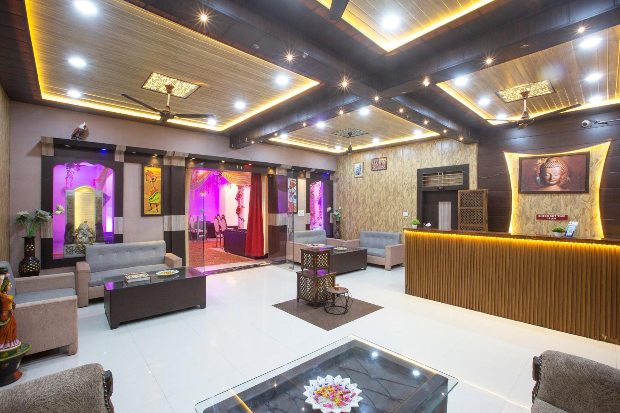 Bundeli Farm Resort & Banquet 奥拉奇哈 外观 照片